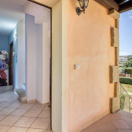 Semesterbostad Rovo House, Pittulongu, Olbia, Sardinia Olbia