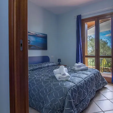 Rovo House, Pittulongu, Olbia, Sardinia Semesterbostad Olbia