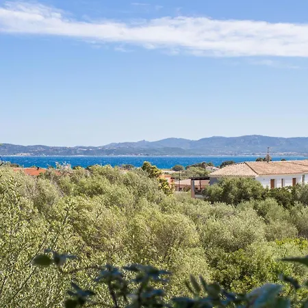 Rovo House, Pittulongu, Olbia, Sardinia Semesterbostad