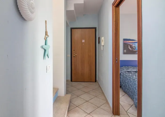 Rovo House, Pittulongu, Olbia, Sardinia Дом отдыха
