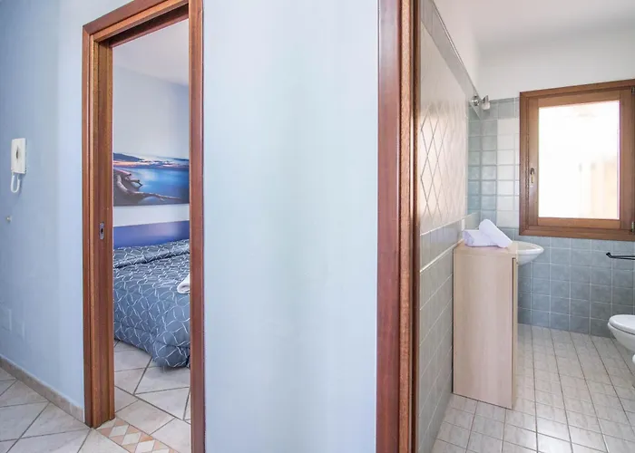 Nyaraló Rovo House, Pittulongu, Olbia, Sardinia
